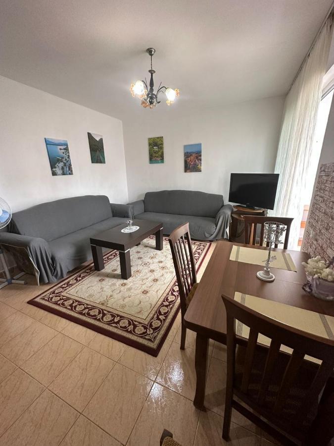 Cozy Apartment In The City Center Shkodra Exterior foto