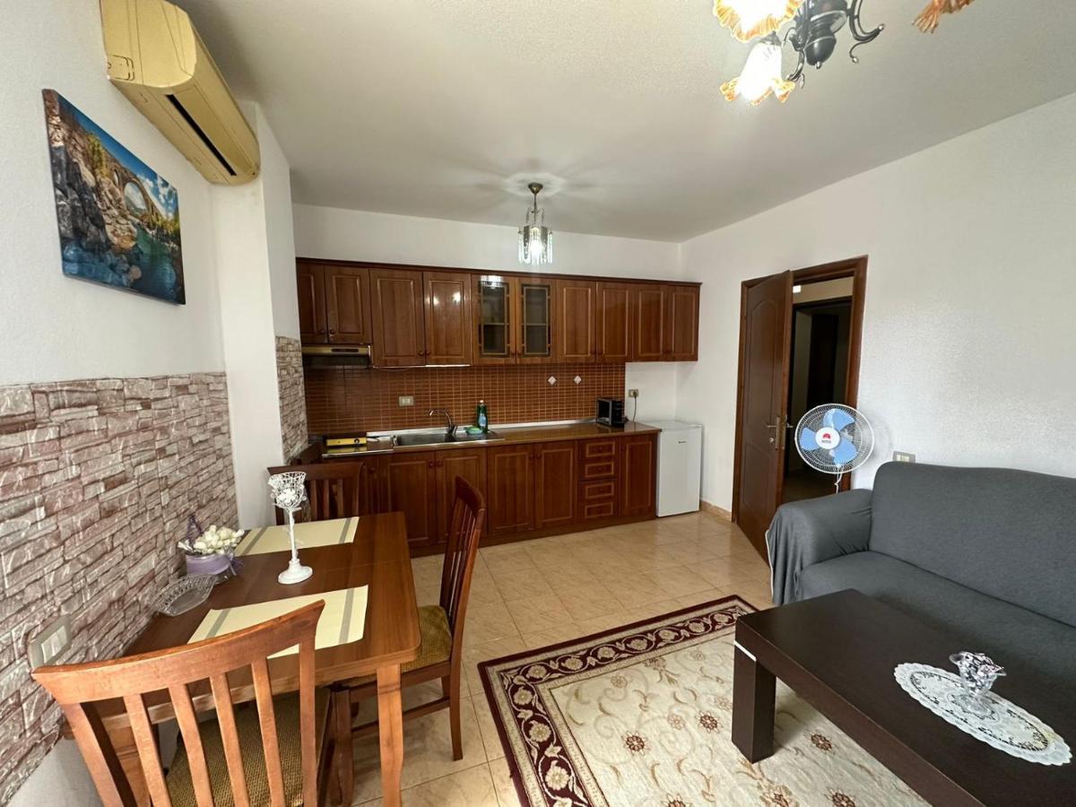 Cozy Apartment In The City Center Shkodra Exterior foto