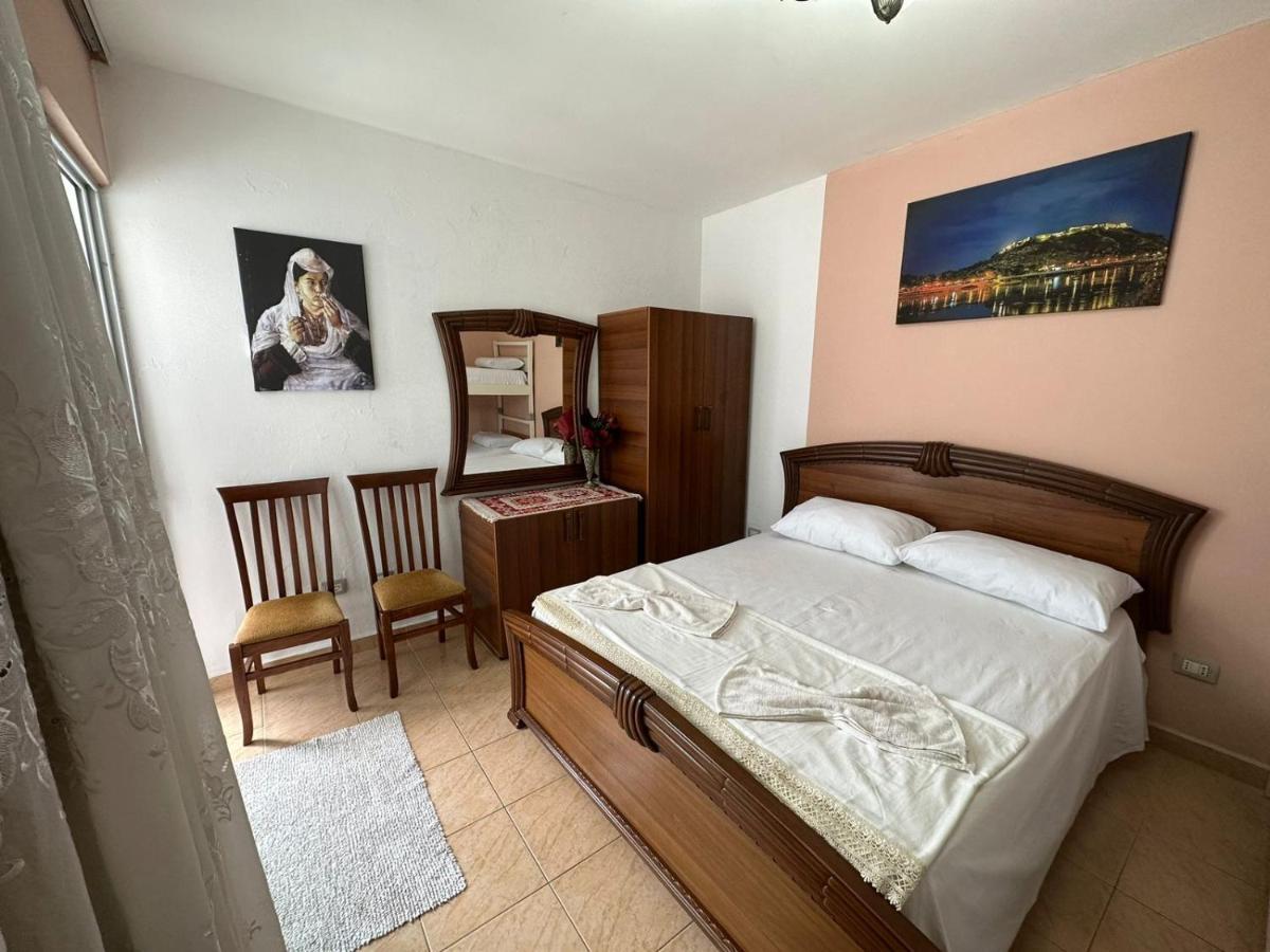 Cozy Apartment In The City Center Shkodra Exterior foto